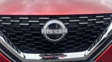 Nissan Qashqai 1.3 DiG-T MH N-Connecta 5dr Petrol Hatchback